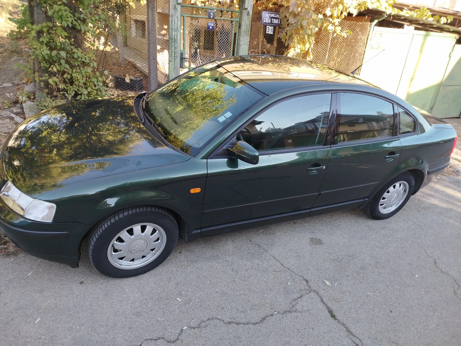 VW Passat, снимка 5 - Автомобили и джипове - 56363793