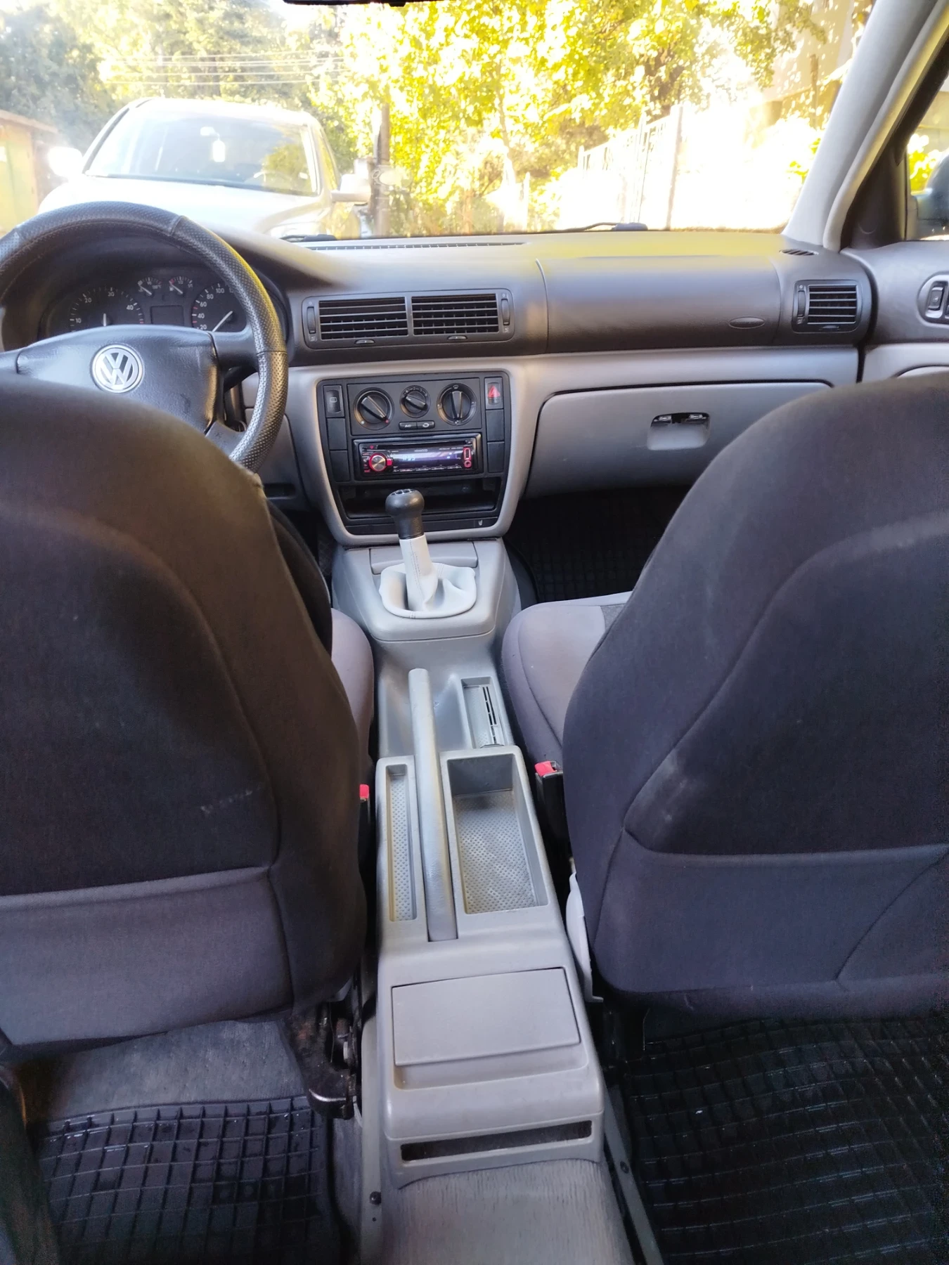 VW Passat, снимка 7 - Автомобили и джипове - 56363793