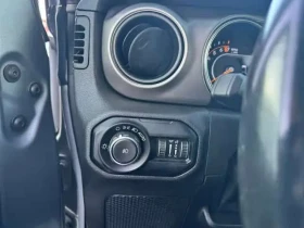 Jeep Wrangler * Unlimited Sport * ПОДГРЕВИ * ПАНО * KEYLESS, снимка 13