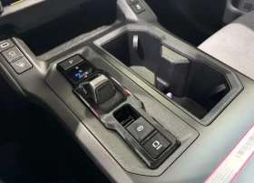 Toyota Rav4 XSE TECHNOLOGY * AWD * ОТ ТОЙОТА * 360 КАМЕРА * , снимка 11