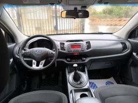 Kia Sportage 2.0, снимка 8