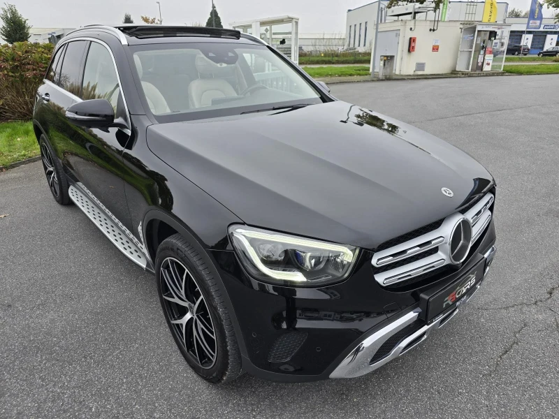 Mercedes-Benz GLC 220, снимка 6 - Автомобили и джипове - 48500984