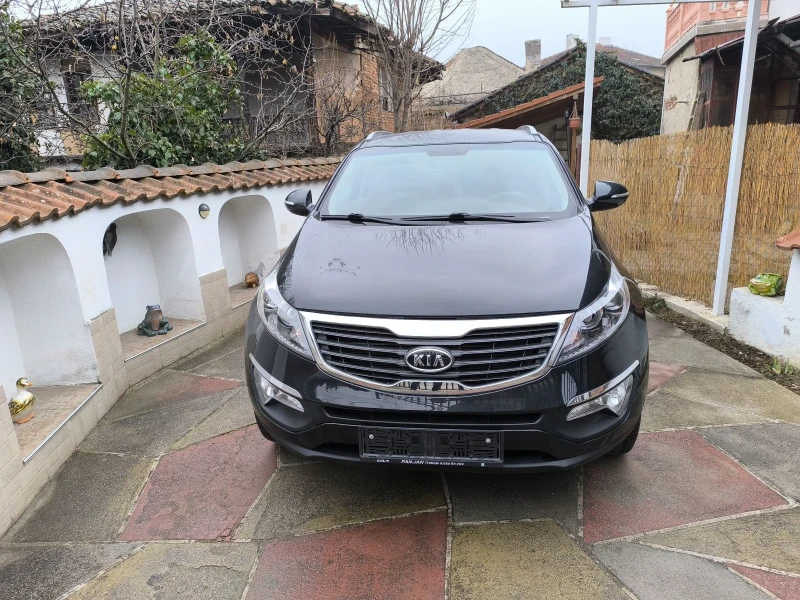 Kia Sportage 2.0, снимка 1 - Автомобили и джипове - 48967910