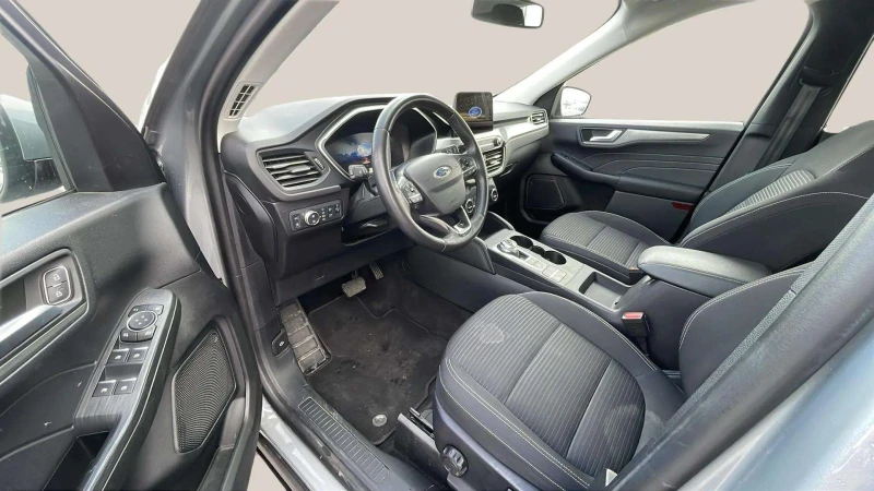 Ford Kuga 2.5 PHEV, снимка 9 - Автомобили и джипове - 49307437