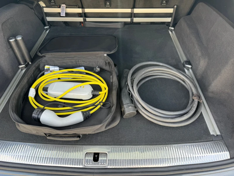 Audi Q7 55TFSIe* Sline* HD MATRIX Laser* HEAD UP* QUATTRO*, снимка 8 - Автомобили и джипове - 50171343
