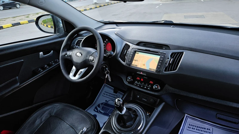 Kia Sportage CRDI NAVIG/KOJA/KLIMATRON/PANORAMA, снимка 10 - Автомобили и джипове - 52795578