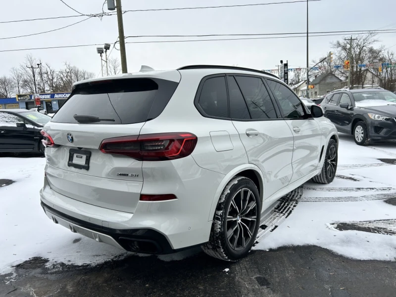 BMW X5 * M SPORT PKG| CARPLAY| PREMIUM ESSENTIAL * CARFAX, снимка 7 - Автомобили и джипове - 53045473