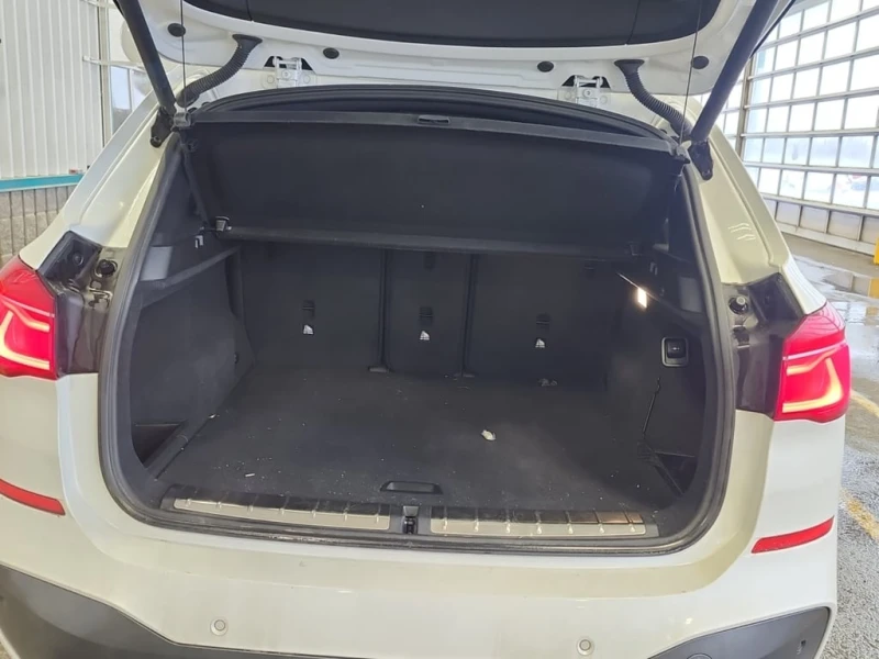 BMW X1 * XDRIVE28I * CARFAX * ФИНАНСИРАНЕ, снимка 13 - Автомобили и джипове - 53079662