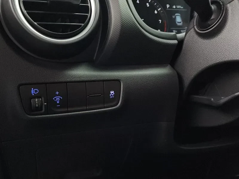 Hyundai Kona 1.6T, снимка 17 - Автомобили и джипове - 54257080