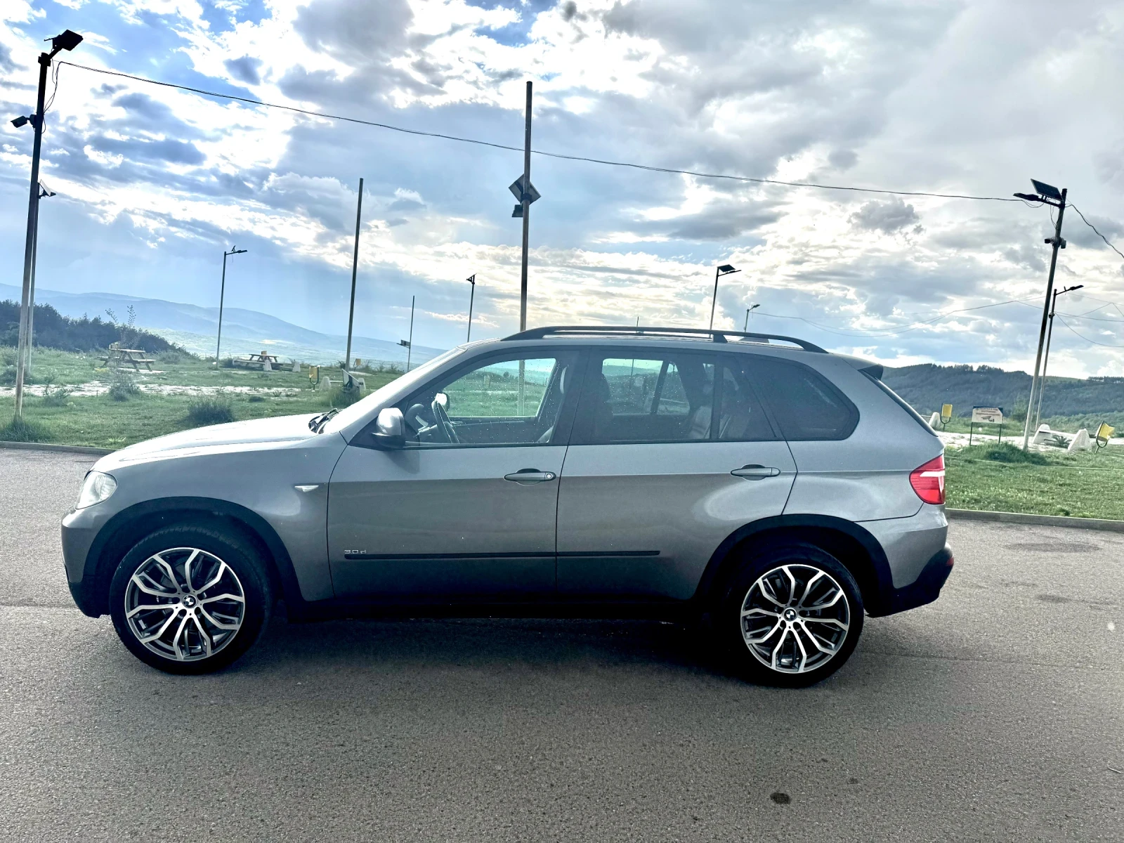 BMW X5 * МНОГО ЗАПАЗЕНА*  - изображение 2