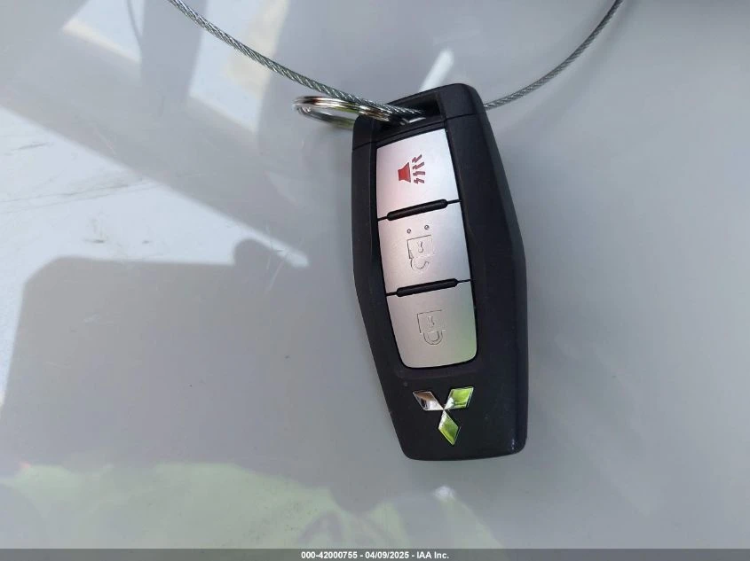 Mitsubishi Outlander 2.5L I-4 DI, DOHC, VVT, 181HP Front Wheel Drive - изображение 3