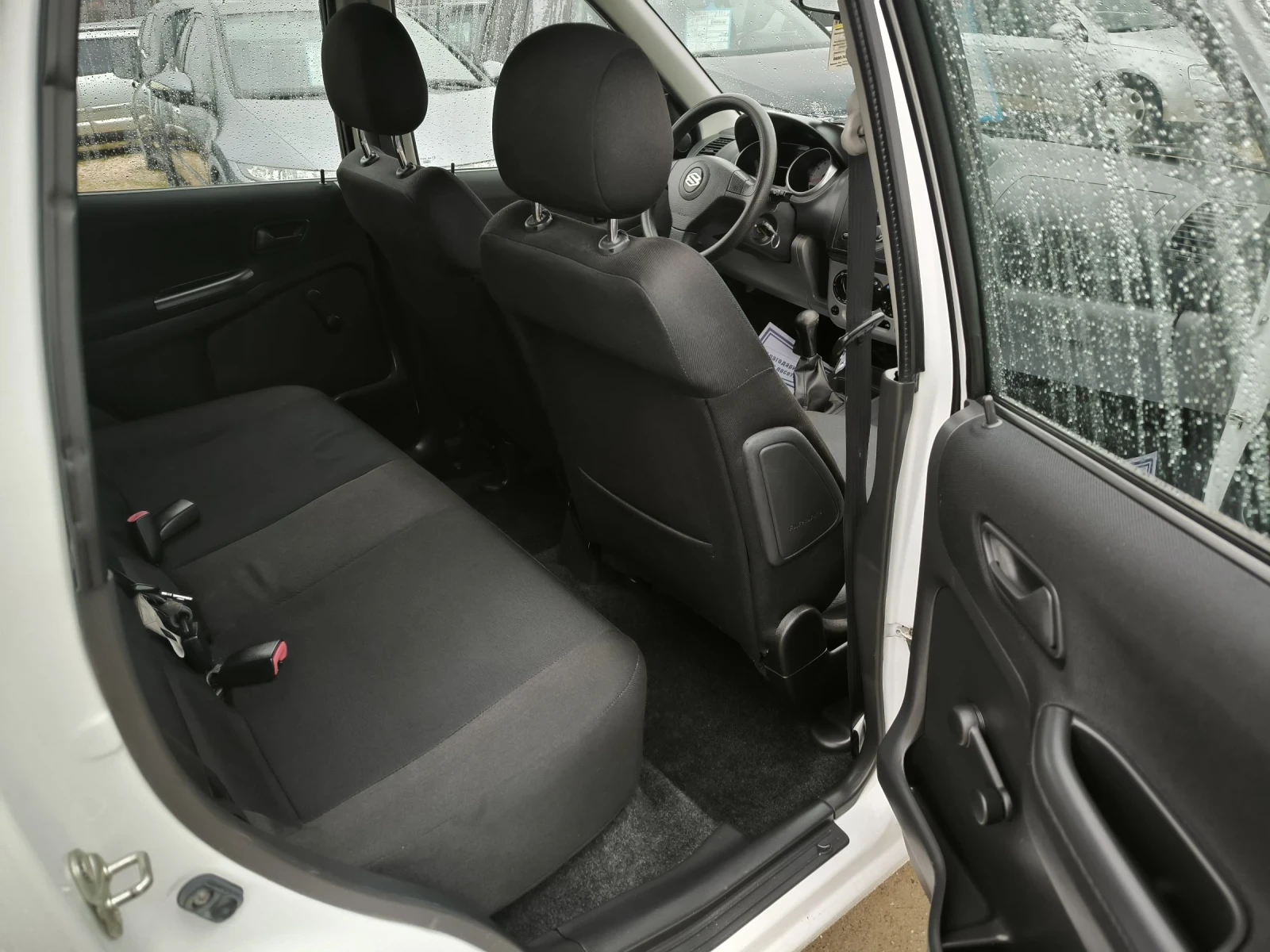 Suzuki Ignis 1.5i 4x4 - изображение 10