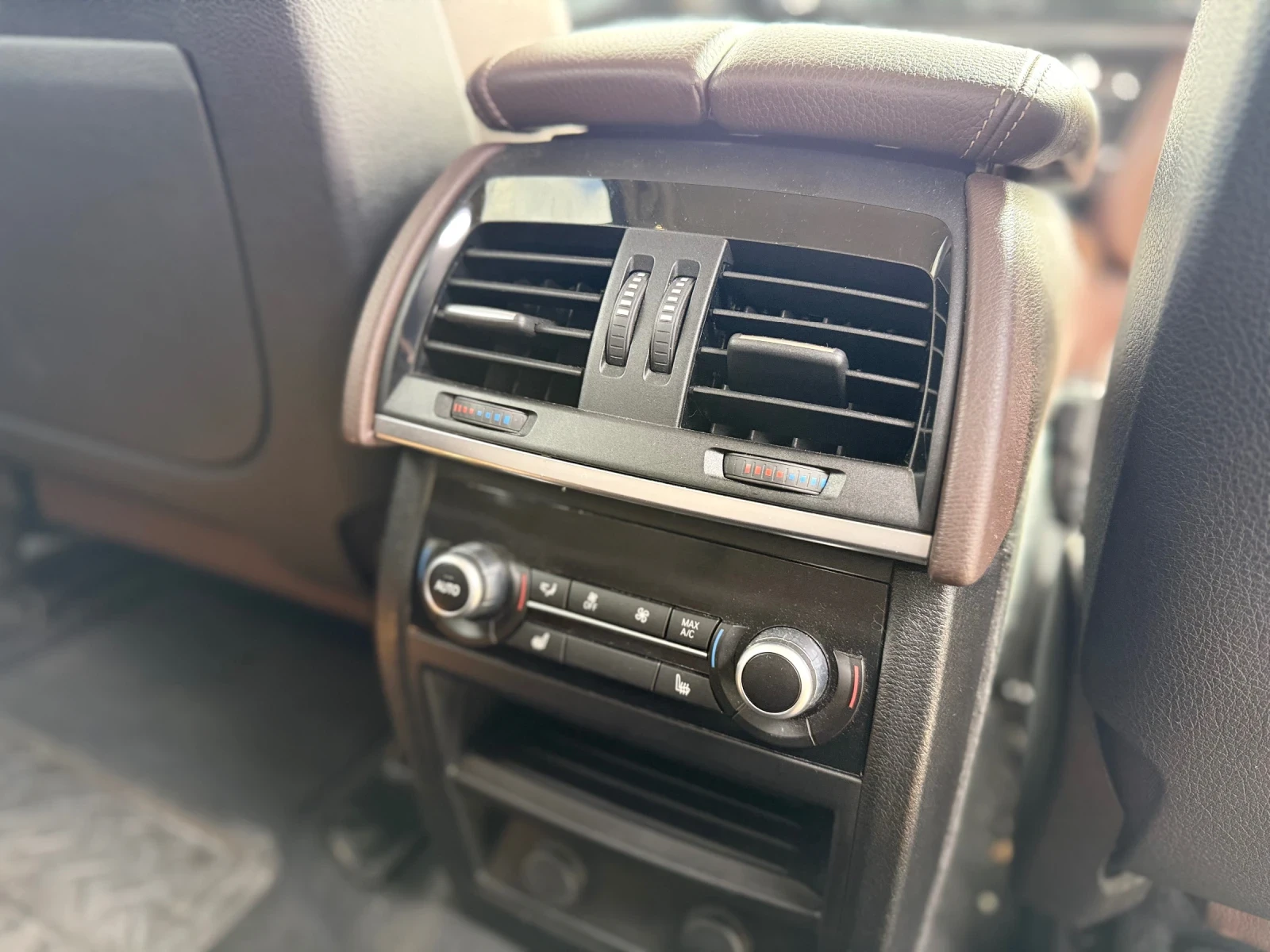 BMW X5 xDrive35i 138000km, снимка 11 - Автомобили и джипове - 53839653