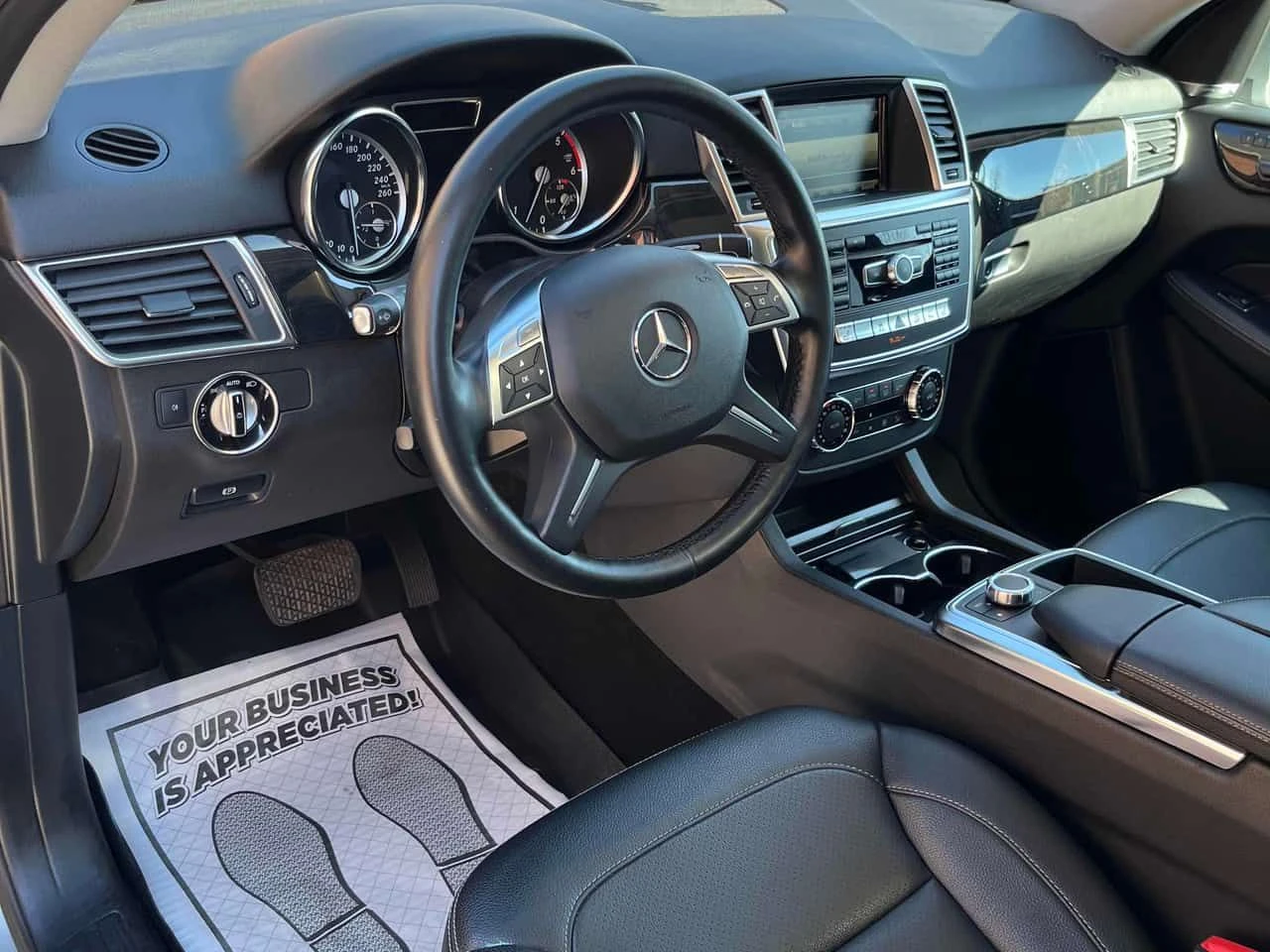 Mercedes-Benz ML 350 * BlueTEC * CARFAX * ЦЕНА ДО БГ, снимка 9 - Автомобили и джипове - 54071017