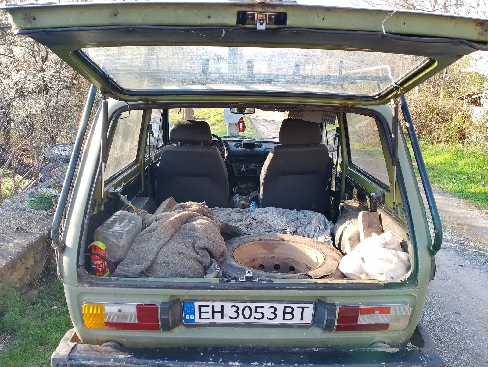 Lada Niva, снимка 7 - Автомобили и джипове - 54128735