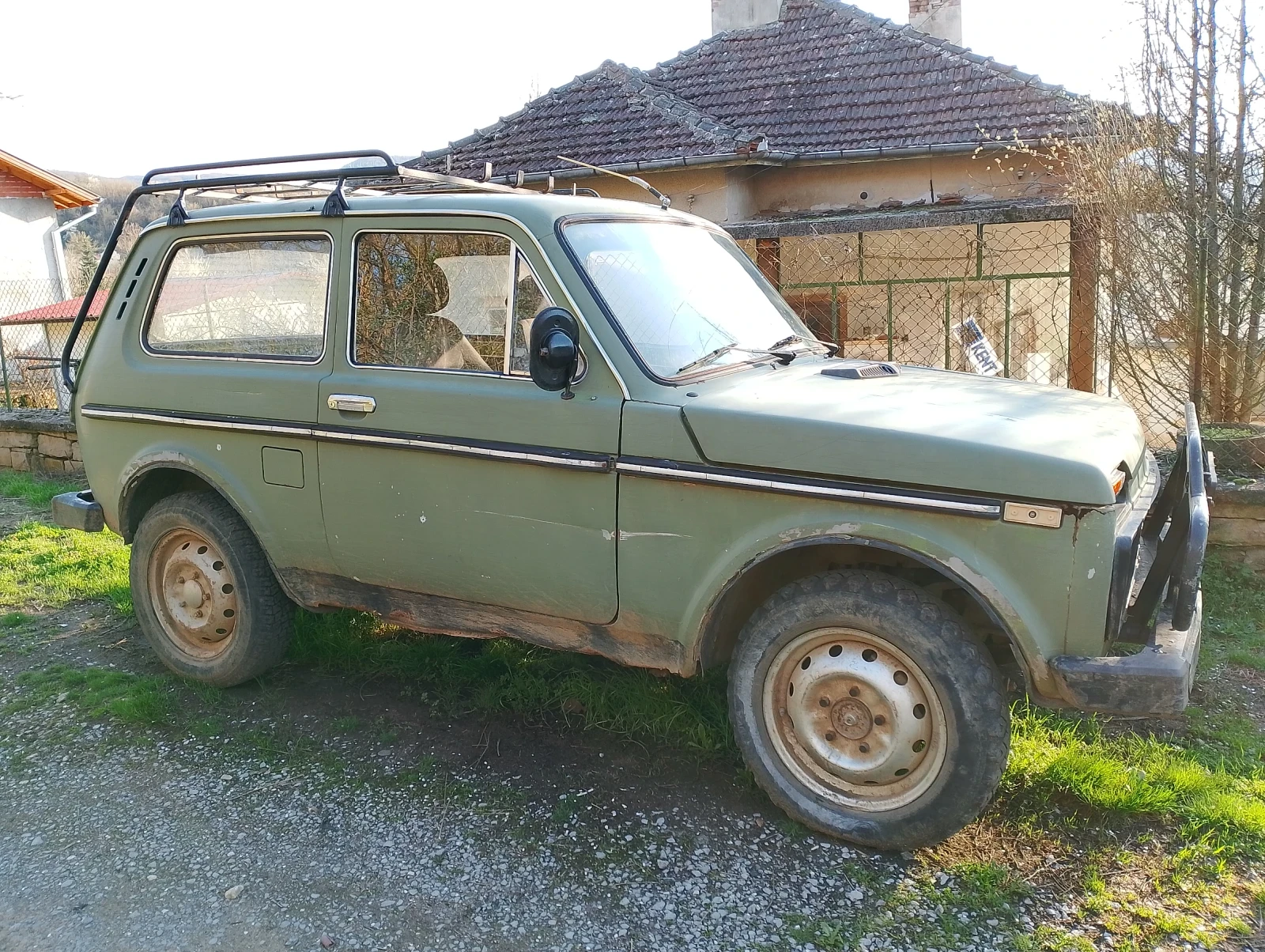 Lada Niva, снимка 2 - Автомобили и джипове - 54128735