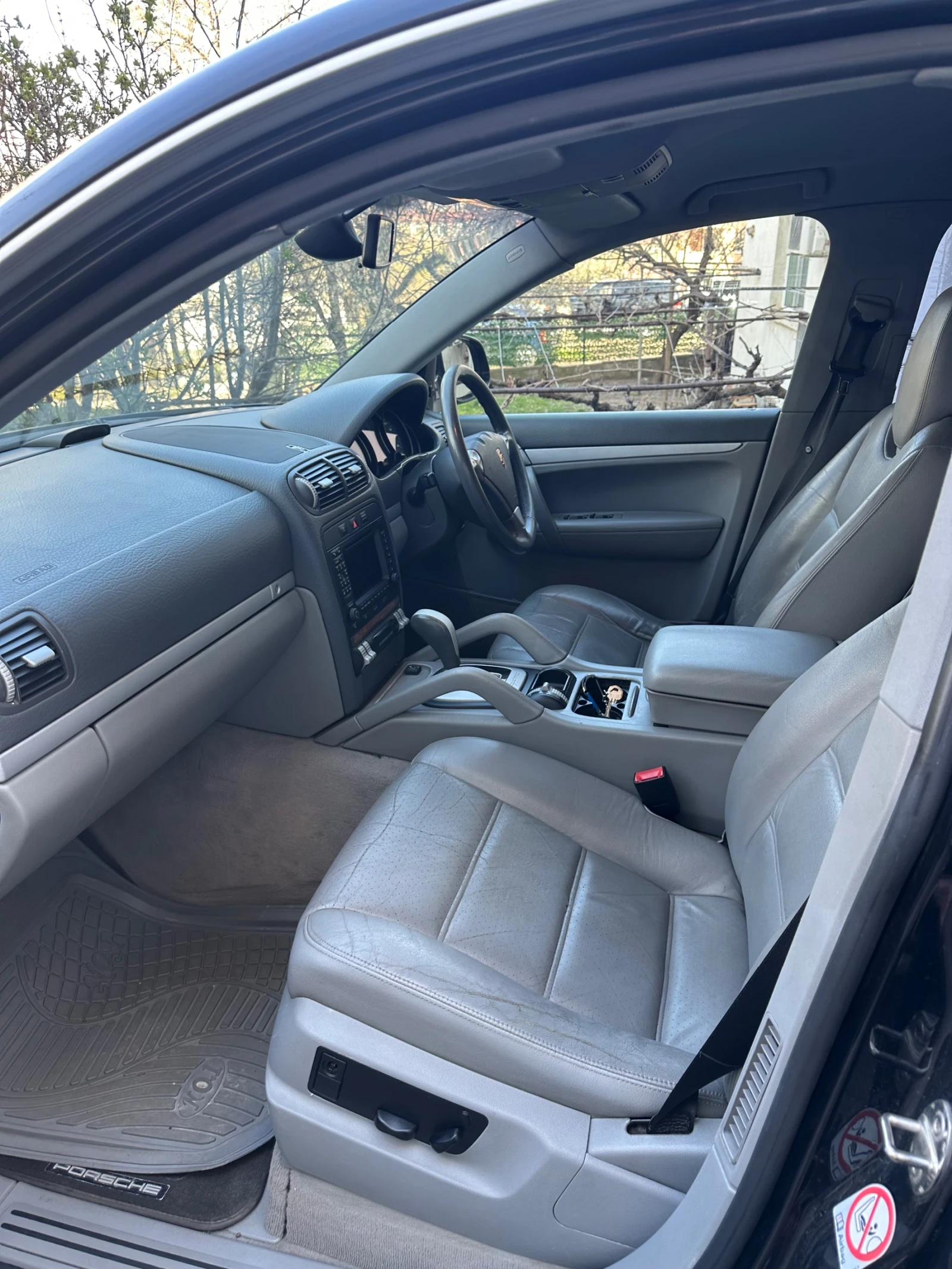 Porsche Cayenne Газ- Бензин, снимка 9 - Автомобили и джипове - 54136467