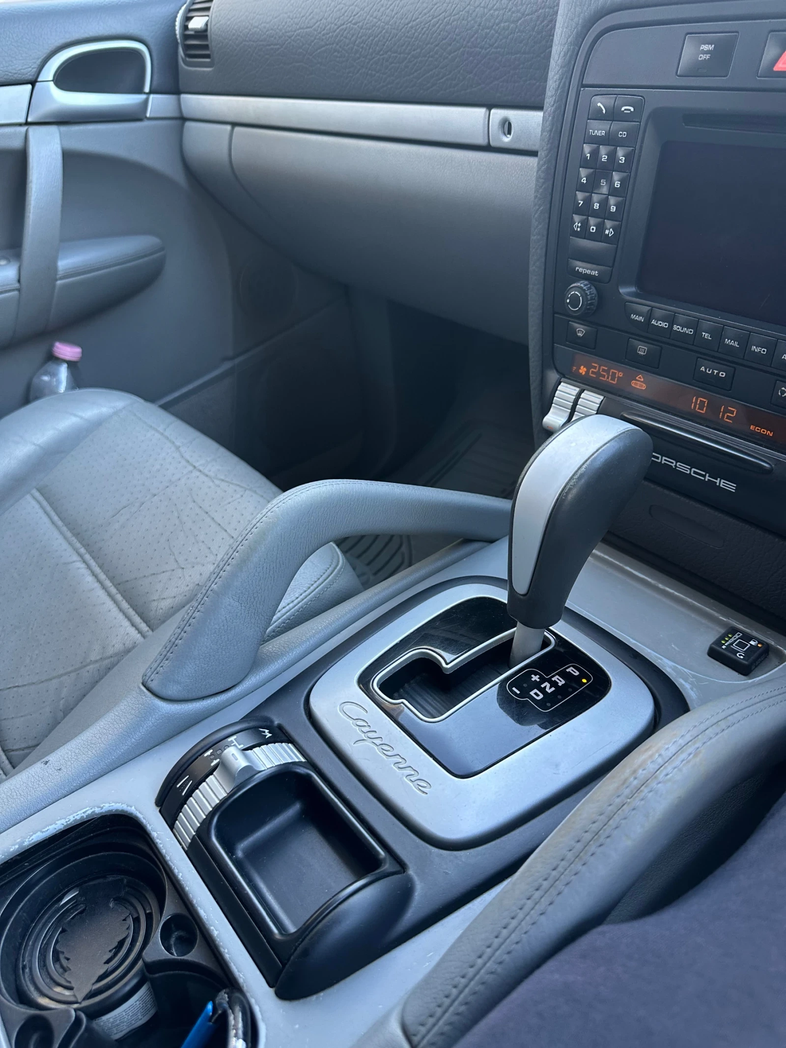 Porsche Cayenne Газ- Бензин, снимка 12 - Автомобили и джипове - 54136467