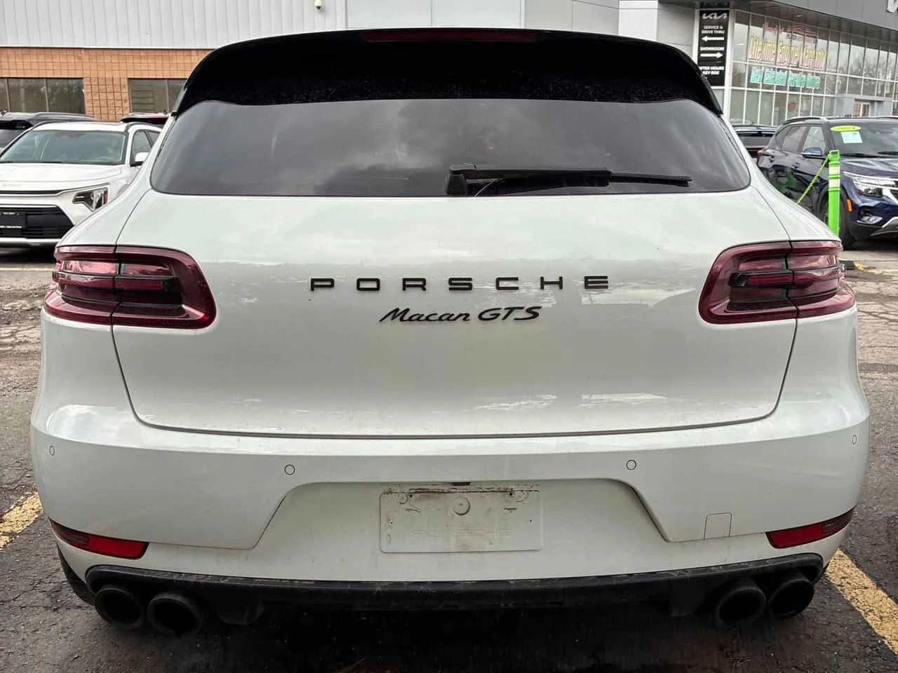 Porsche Macan * GTS * АВТОКРЕДИТ БЕЗ ПЪРВОНАЧАЛНА ВНОСКА, снимка 4 - Автомобили и джипове - 54784101