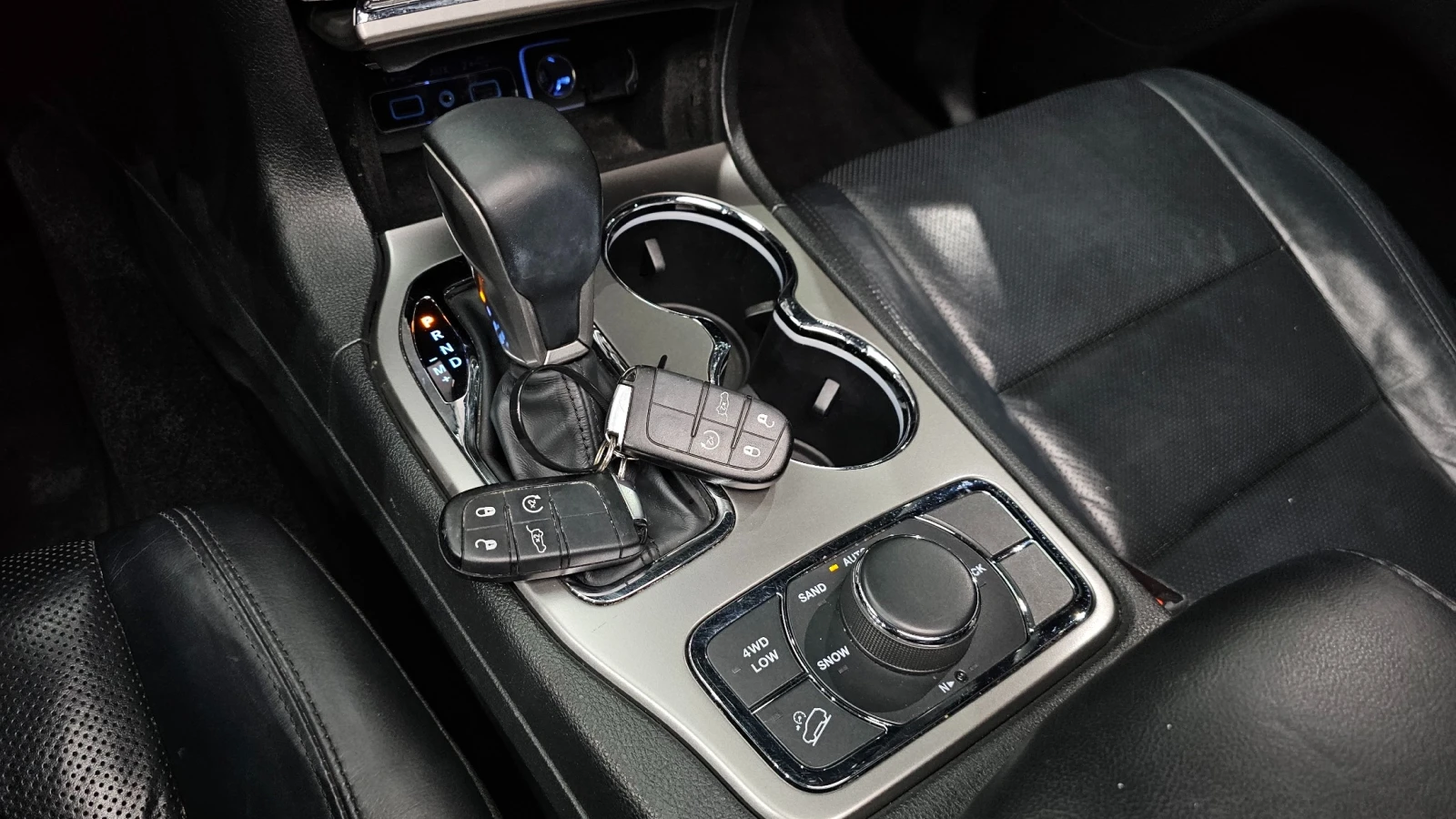 Jeep Grand cherokee LIMITED/ФИНАНСИРАНЕ, снимка 7 - Автомобили и джипове - 55444233