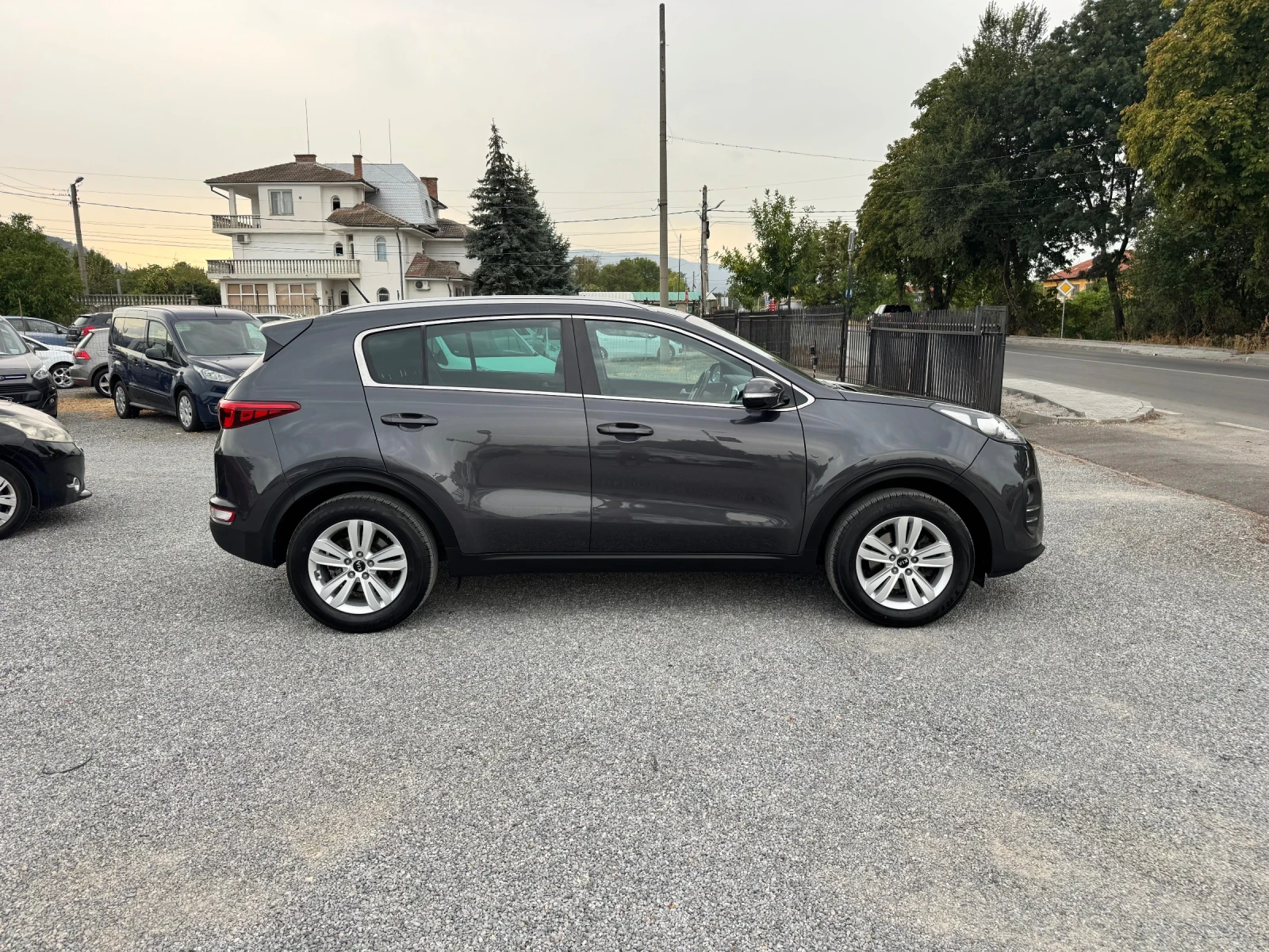 Kia Sportage 1.6GDI! ACTIVE! NAVI!! Camera!! Italy, снимка 8 - Автомобили и джипове - 55867638