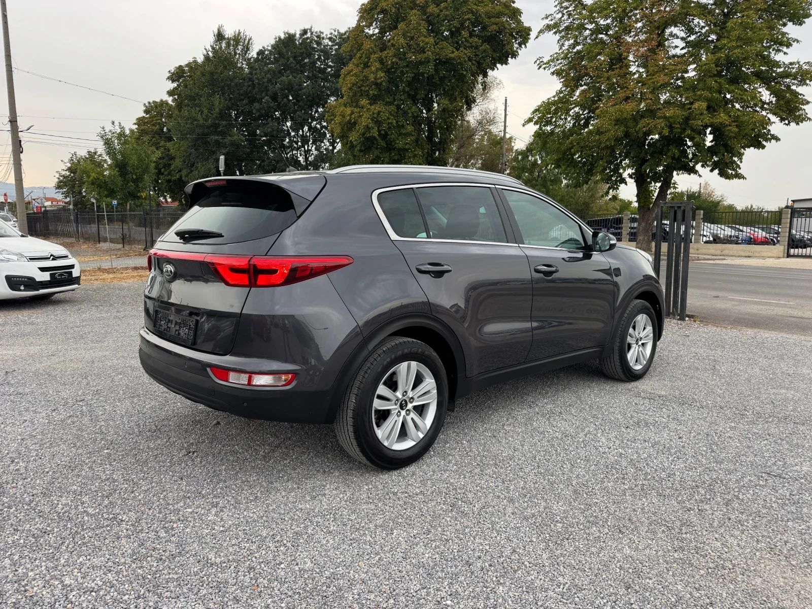 Kia Sportage 1.6GDI! ACTIVE! NAVI!! Camera!! Italy, снимка 7 - Автомобили и джипове - 55867638
