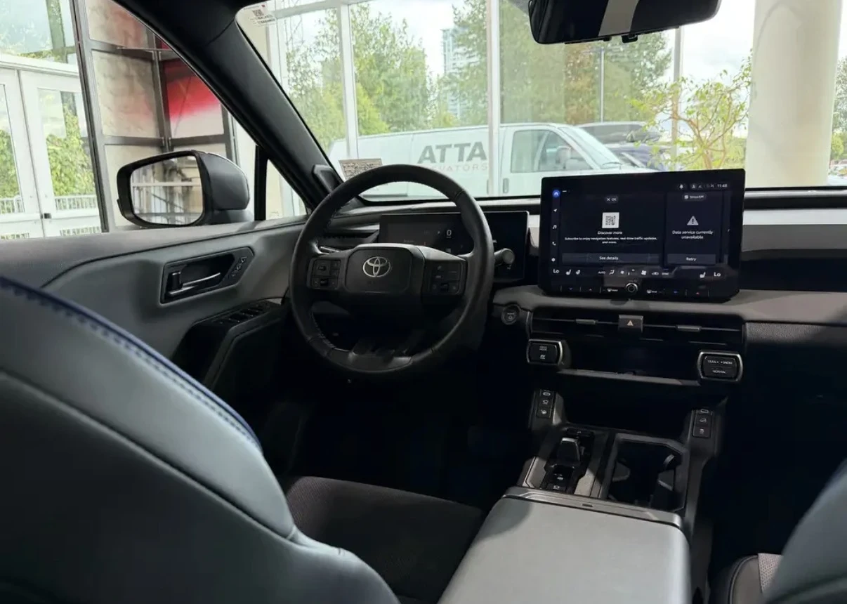 Toyota Rav4 XSE TECHNOLOGY * AWD * ОТ ТОЙОТА * 360 КАМЕРА * , снимка 5 - Автомобили и джипове - 56211421