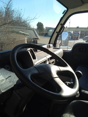 Nissan Capstar на части, снимка 9