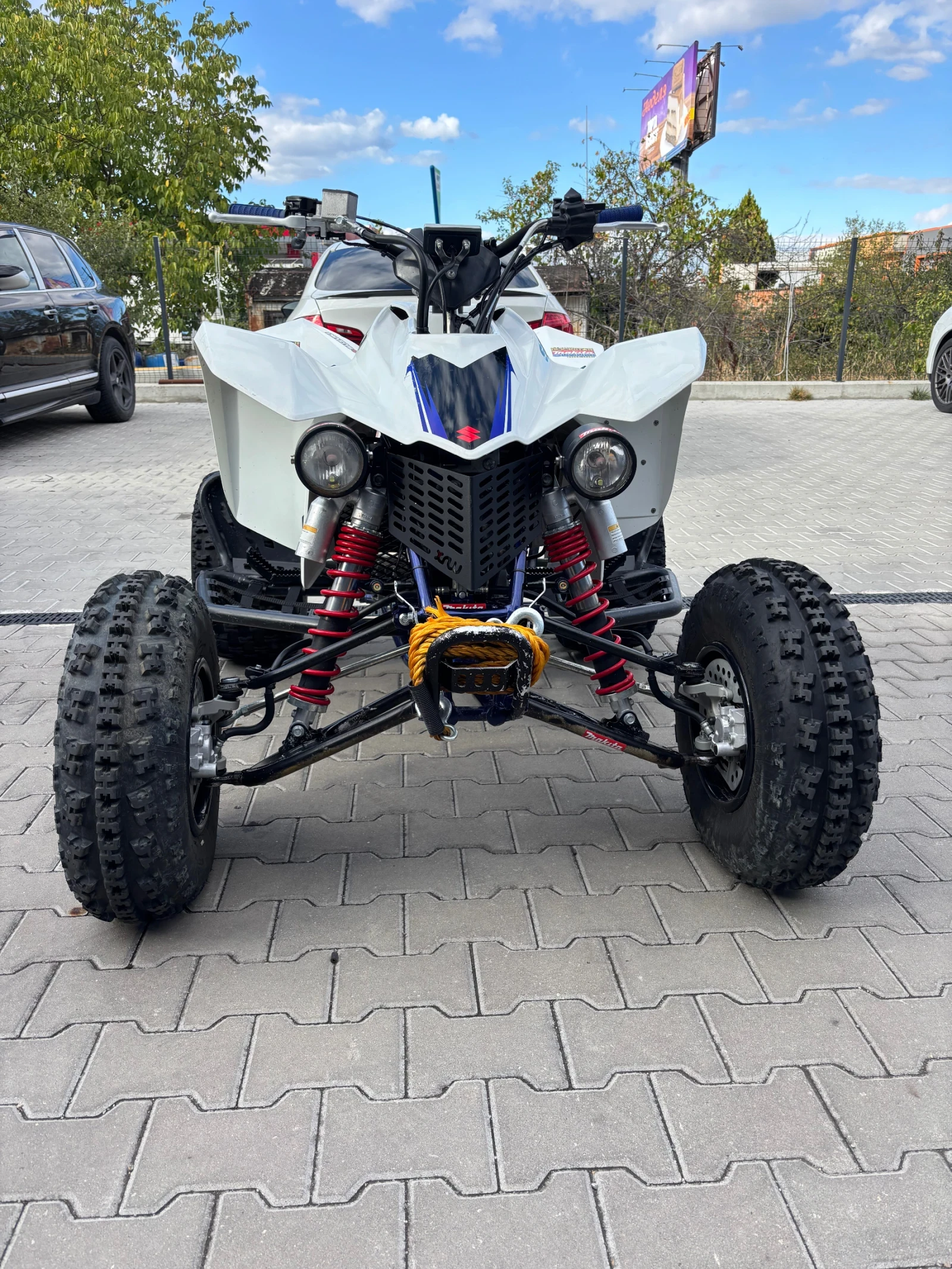 Suzuki QuadSport