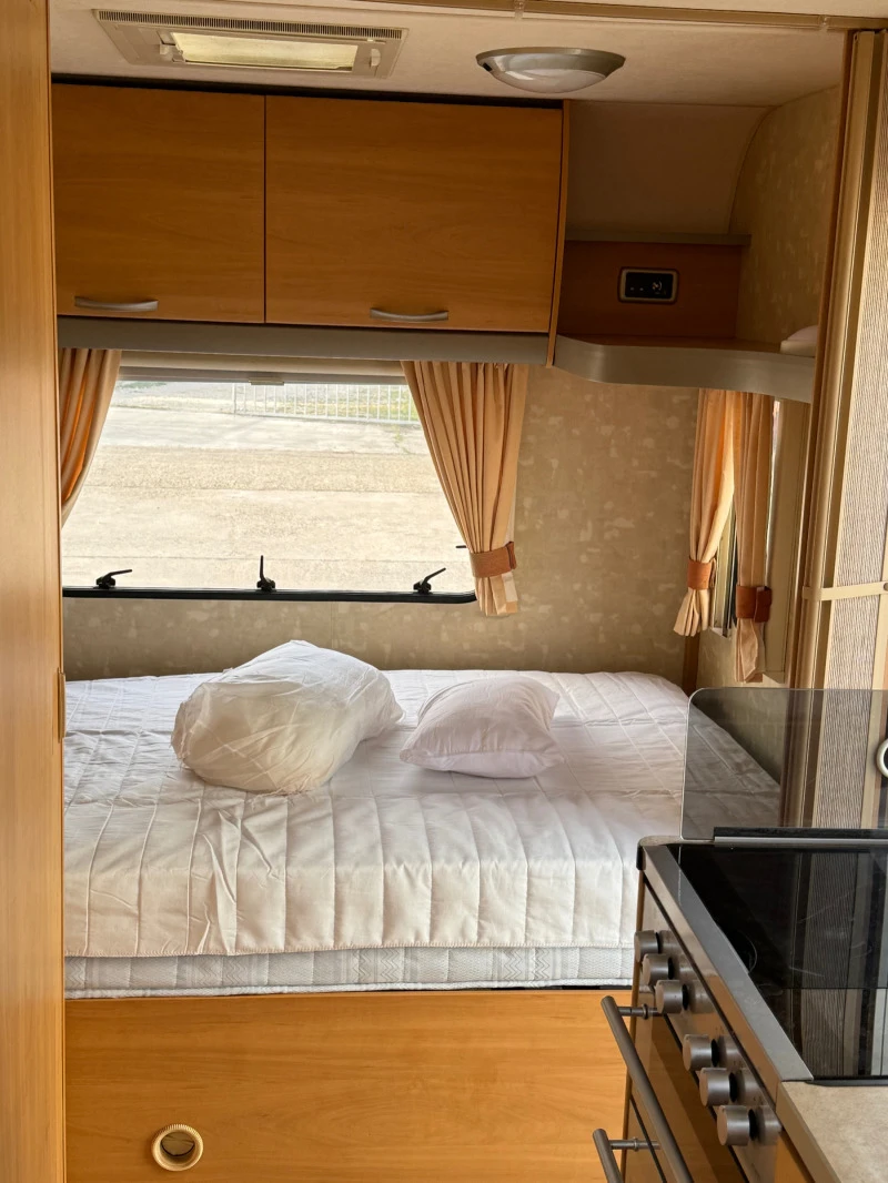 Каравана Caravelair Каризма, снимка 5 - Каравани и кемпери - 45118436