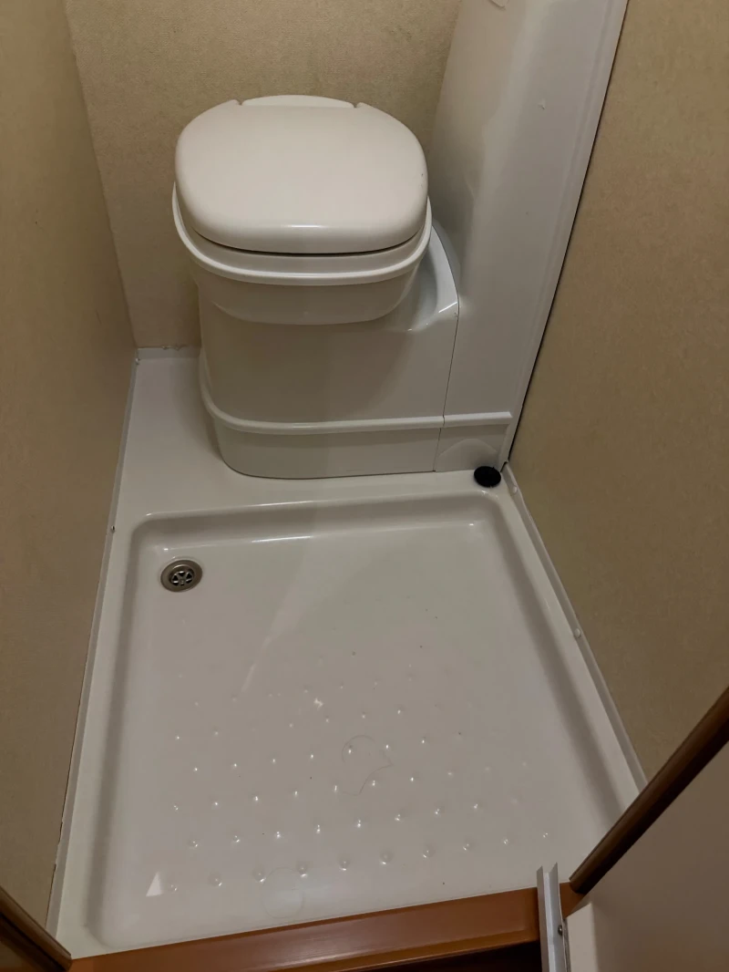 Каравана Bailey Ranger 460/4, снимка 4 - Каравани и кемпери - 53487986