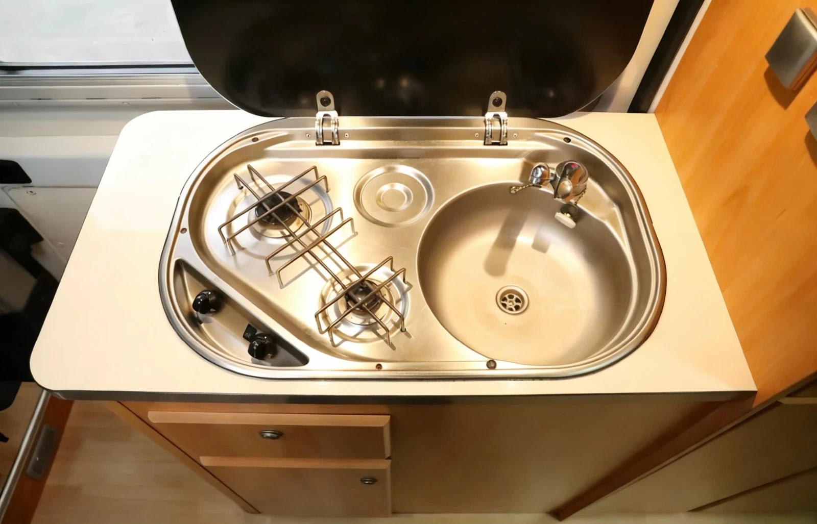 ������ Knaus BoxStar | Mobile.bg � ����������� 10