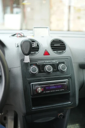 VW Caddy 1.6, снимка 13