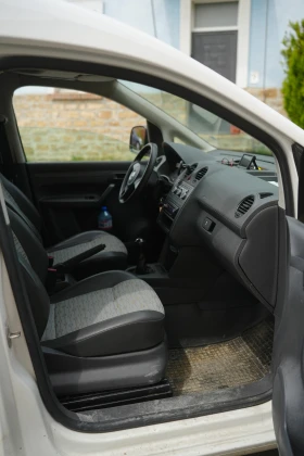 VW Caddy 1.6, снимка 8