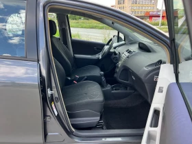 Toyota Yaris 1.0i-69к.с, снимка 11