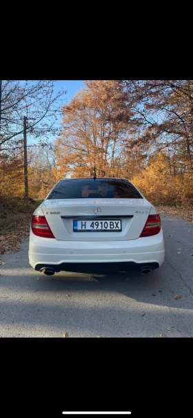 Mercedes-Benz C 300 3.0, снимка 2