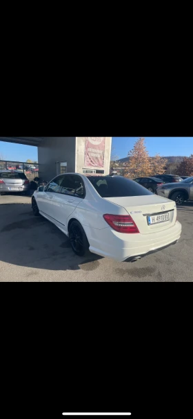 Mercedes-Benz C 300 3.0, снимка 4