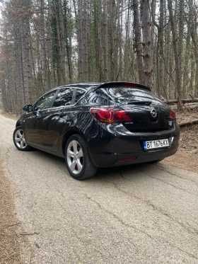 Opel Astra 1.4 ecoFLEX, снимка 3