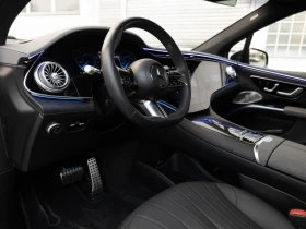 Mercedes-Benz EQS 580 SUV/AMG/4-MATIC/CARBON/HYPERSCREEN/BURM/PANO/ - 96980 € / 189676.39 лв. - 36652899 7