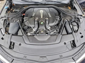 BMW 750 4.4l xDrive AWD, снимка 11
