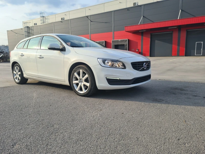 Volvo V60 D4, 2, 0 diesel, euro 6, automatic, снимка 2 - Автомобили и джипове - 47162109