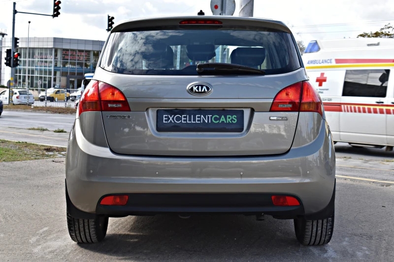 Kia Venga, снимка 6 - Автомобили и джипове - 48251576