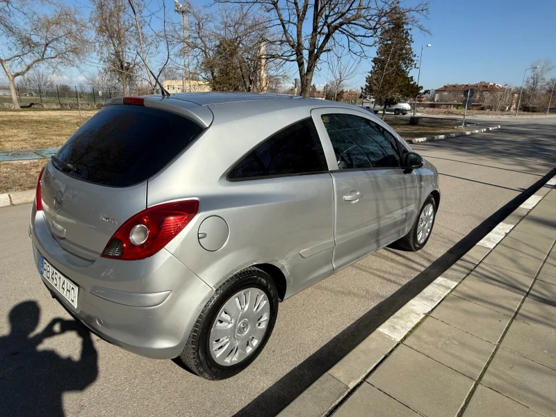 Opel Corsa, снимка 6 - Автомобили и джипове - 48950749