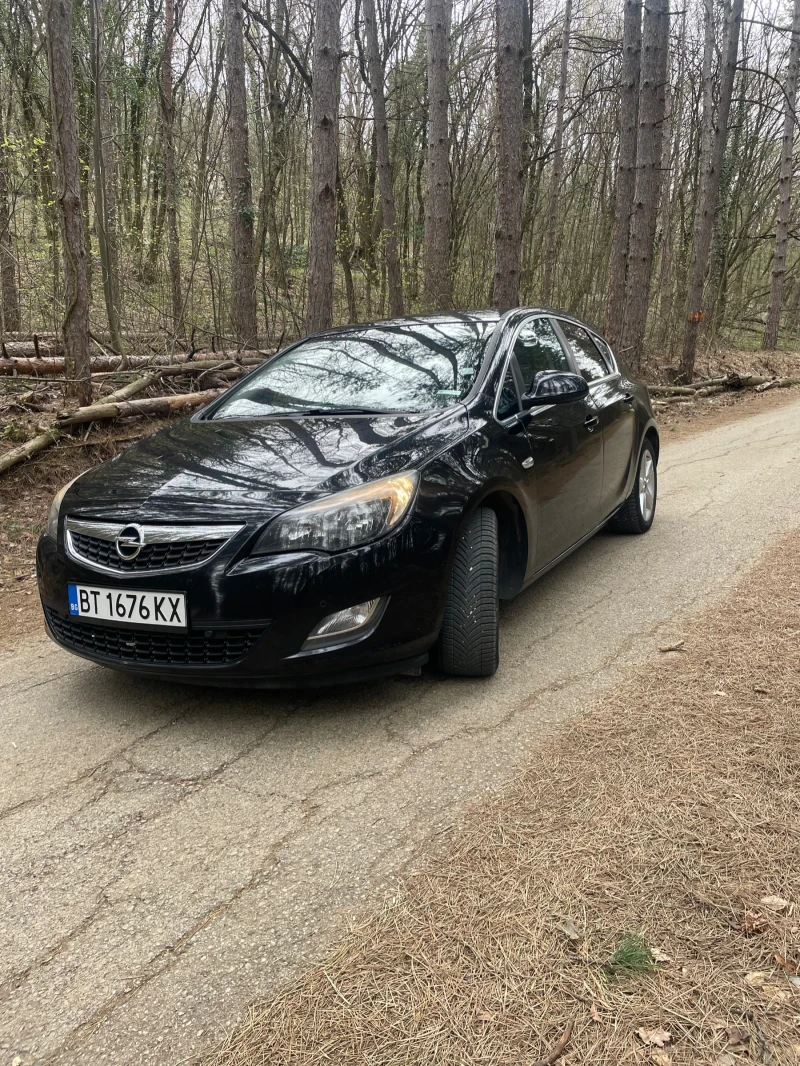 Opel Astra 1.4 ecoFLEX, снимка 2 - Автомобили и джипове - 49506548