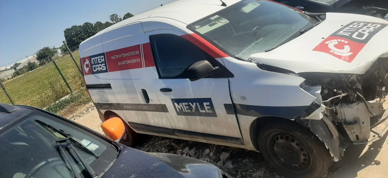 Dacia Dokker 1.6i, снимка 2 - Автомобили и джипове - 51012962
