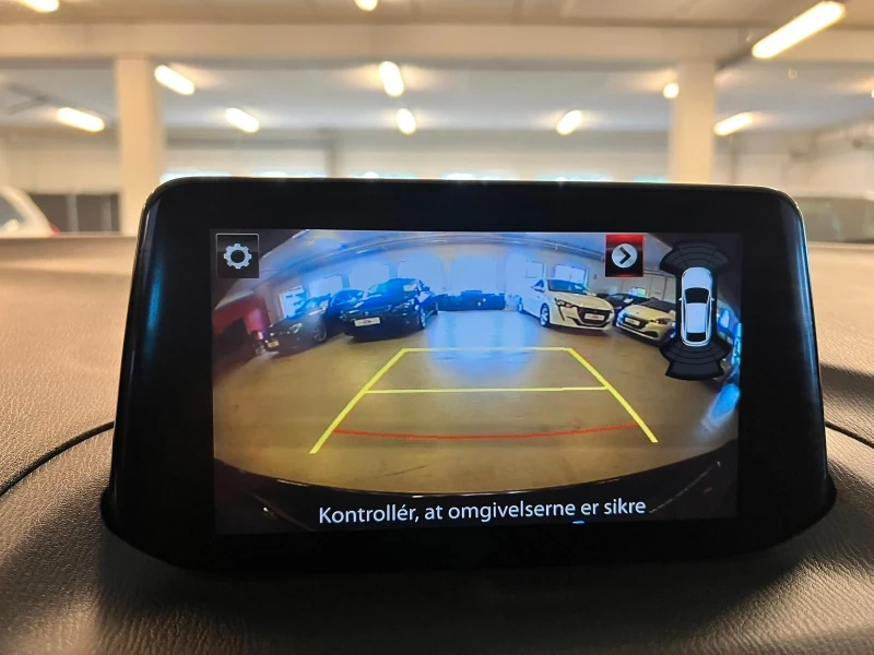 Mazda 3 2.2 d 150hp, снимка 17 - Автомобили и джипове - 51935686