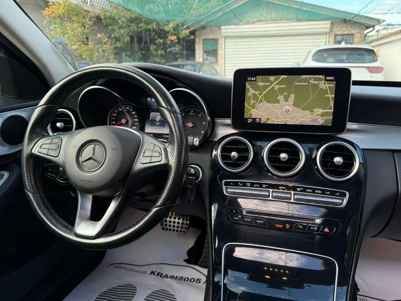 Mercedes-Benz C 220 CDI AMG-LINE PANORAMA MULTI BEAM HUD DISTRONIC, снимка 11 - Автомобили и джипове - 51946862