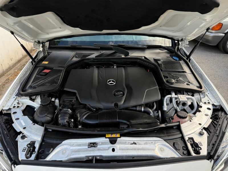 Mercedes-Benz C 220 CDI AMG-LINE PANORAMA MULTI BEAM HUD DISTRONIC, снимка 17 - Автомобили и джипове - 51946862