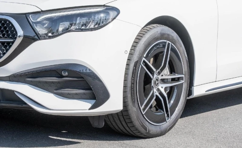 Mercedes-Benz E 300 de AMG PLUG-IN HYBRID NIGHT LED SUPERSCREEN, снимка 5 - Автомобили и джипове - 51950927