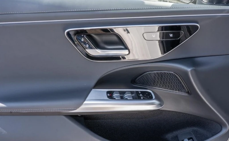 Mercedes-Benz E 300 de AMG PLUG-IN HYBRID NIGHT LED SUPERSCREEN, снимка 6 - Автомобили и джипове - 51950927